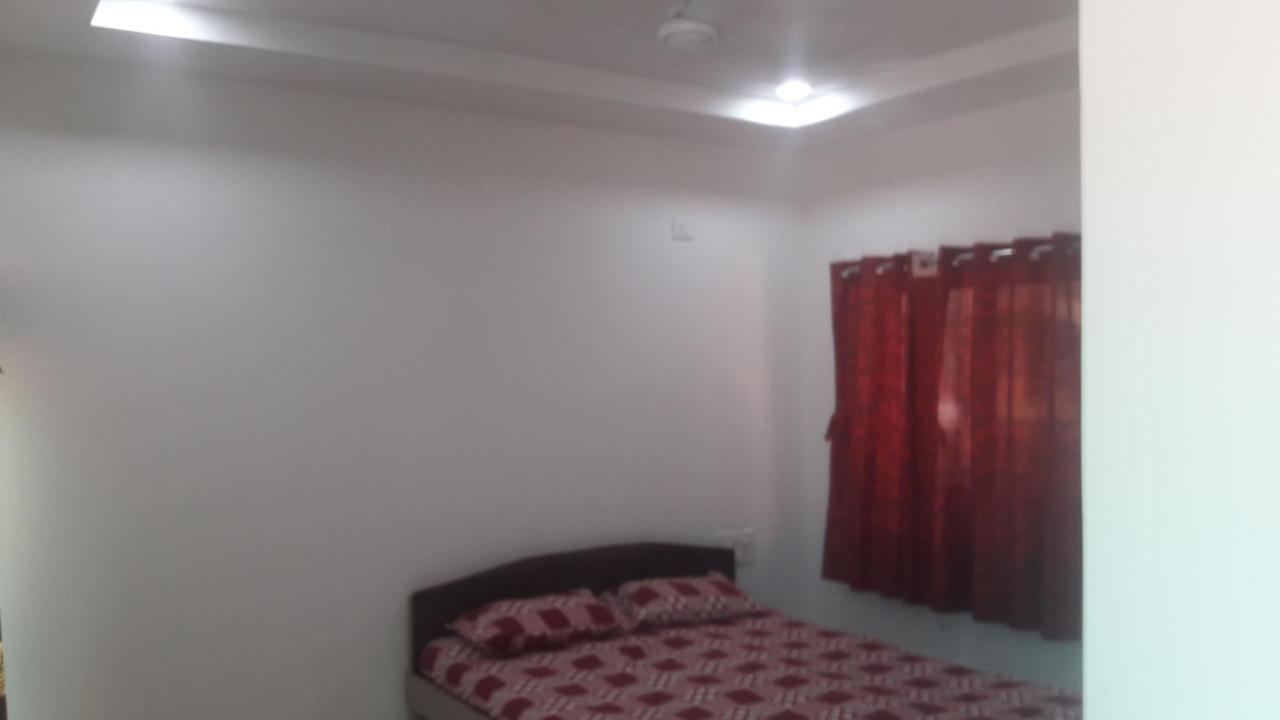 Chintamani Beach House Hotel Malvan Luaran gambar