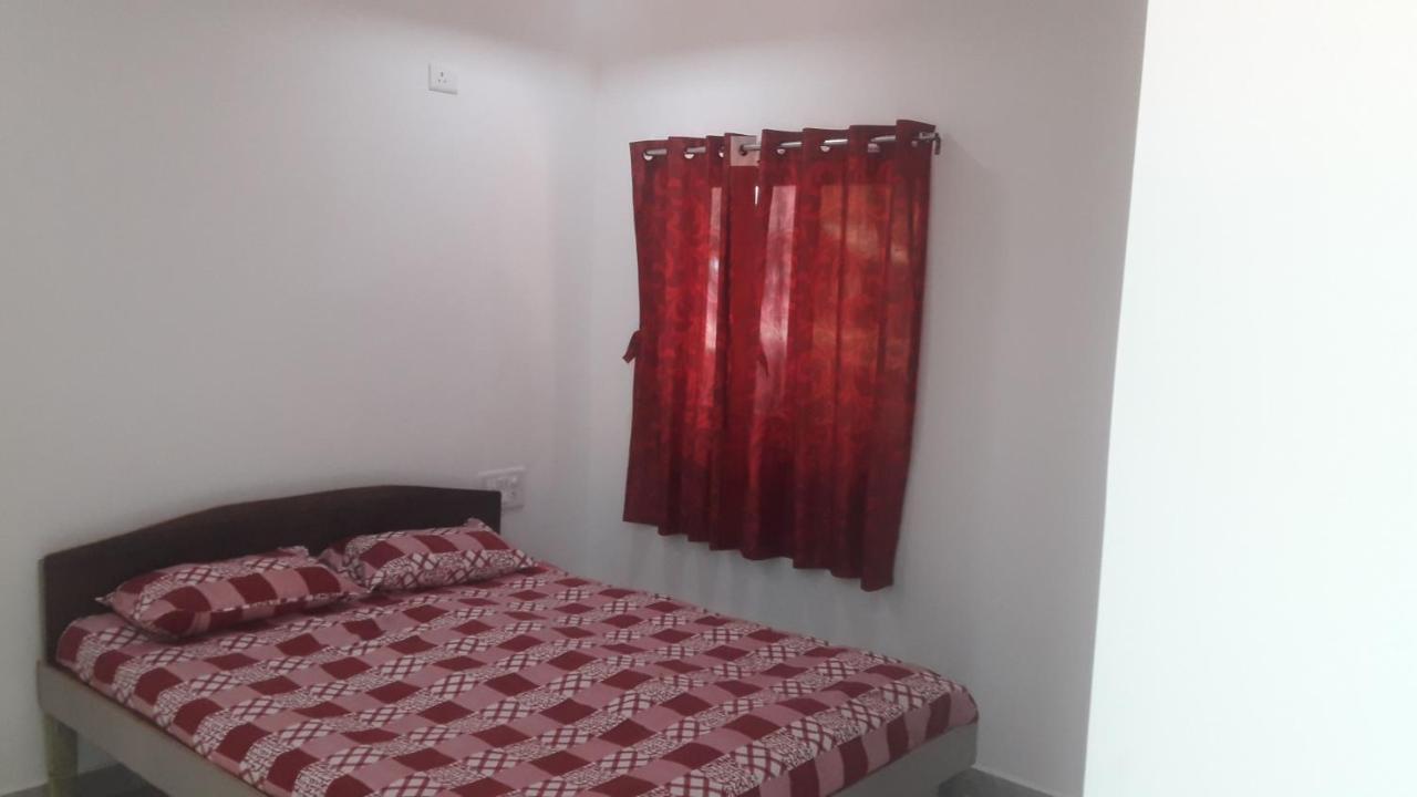 Chintamani Beach House Hotel Malvan Luaran gambar